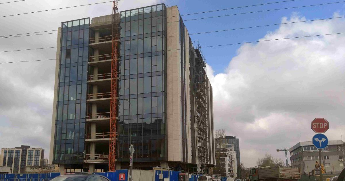 Свободните офис площи в София през второто тримесечие се увеличават.