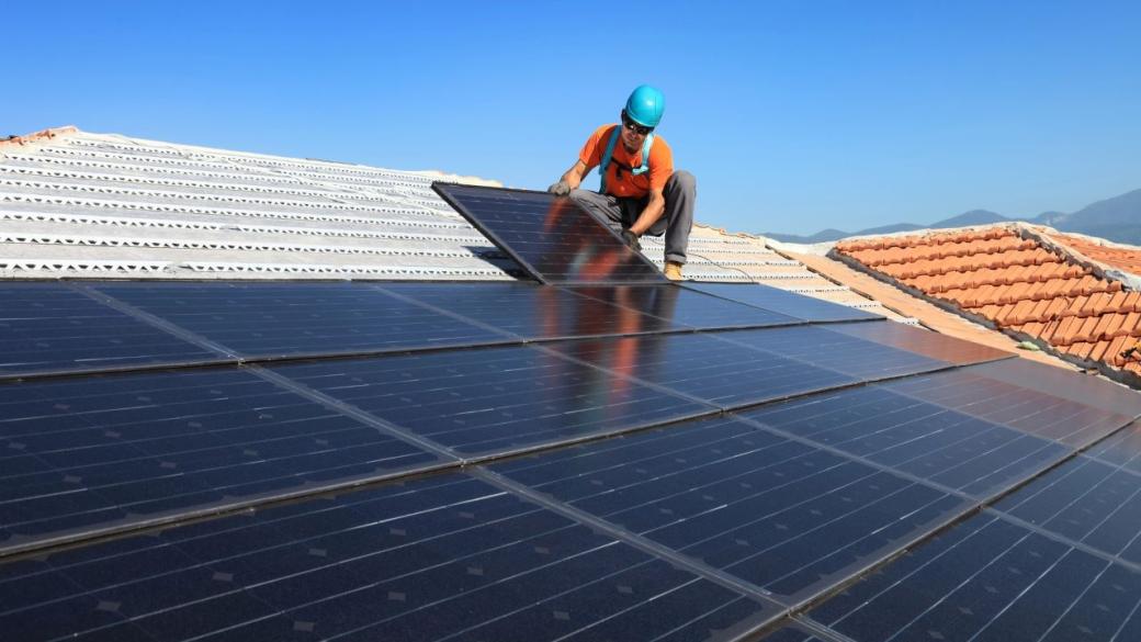Солари на всеки покрив: ЕС превръща слънчевата енергия в стандарт