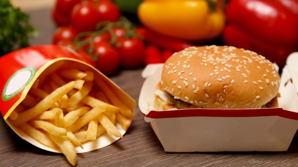McDonald's призна значителното поскъпване на продуктите ѝ