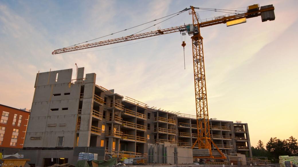 Сградното строителство в България продължава да потъва