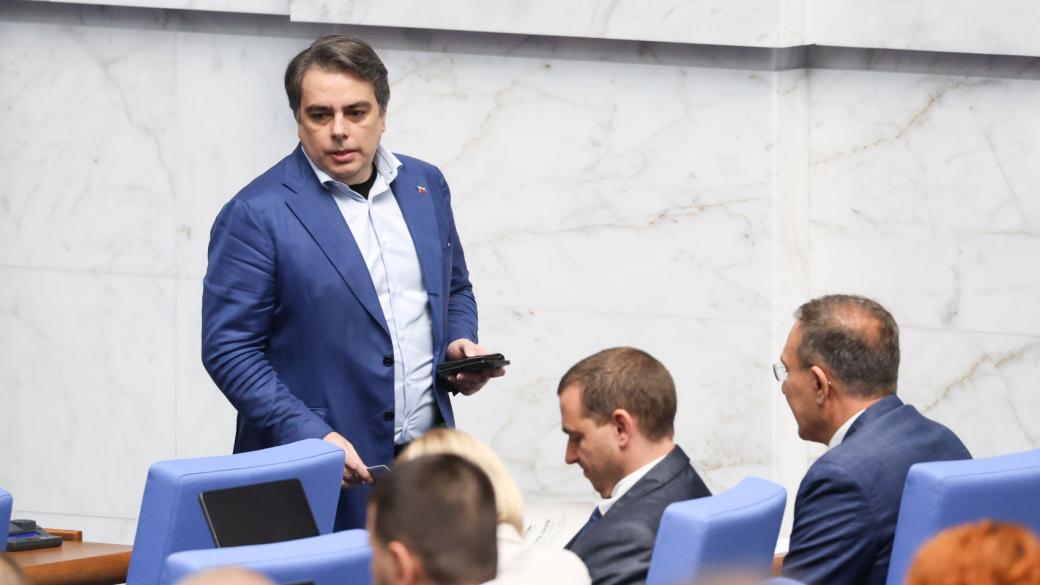 Асен Василев очаква ЕК да намали с 1 млрд. лв. парите на България по Плана