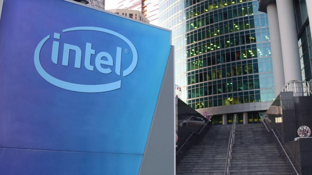 Intel ще съкрати 15% от служителите си