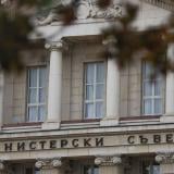 Бюджет 2026: Държавата наказва работещия бизнес и поощрява държавните чиновници (Графики)